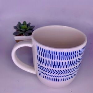 ED by Ellen Degeneres Cobalt Blue Chevron Royal Doulton Coffee Mug 14oz